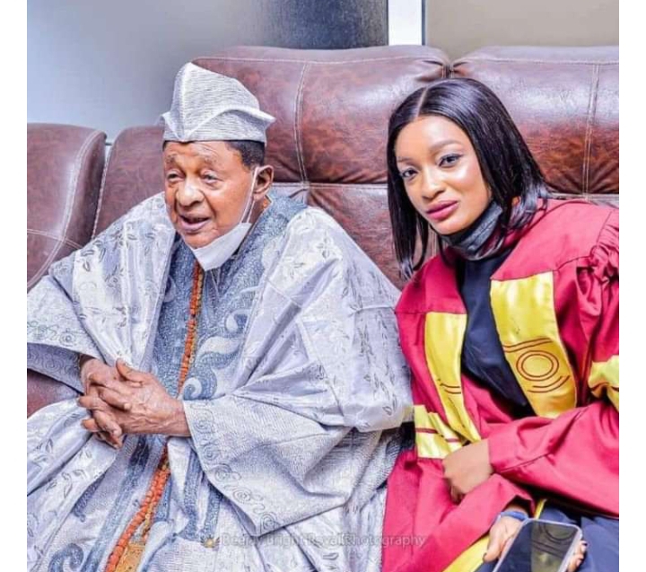 Alaafin Of Oyo's Daughter 