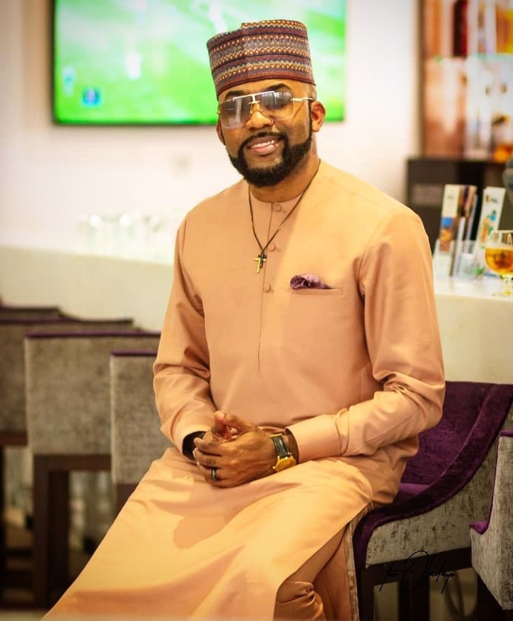 Banky W