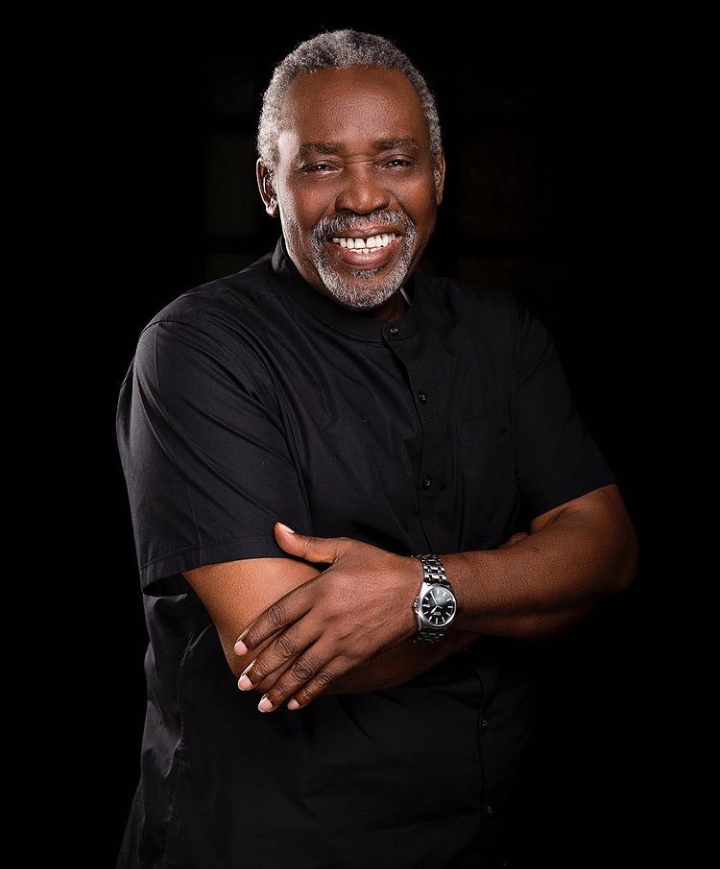 Olu Jacobs