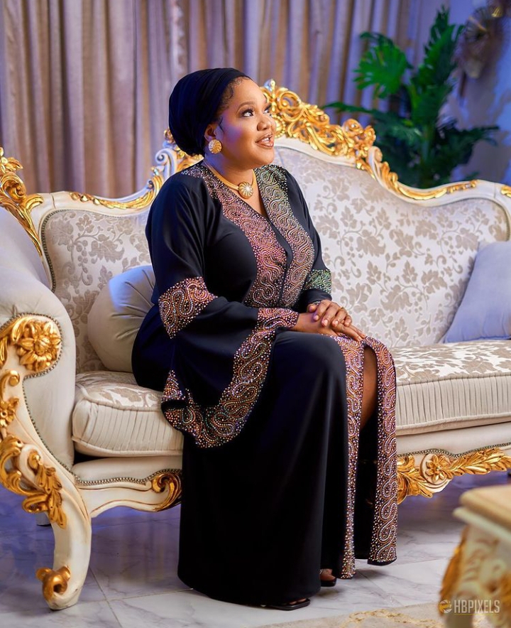 Fans applaud Toyin Abraham as she squashes beef with Lizzy Anjorin