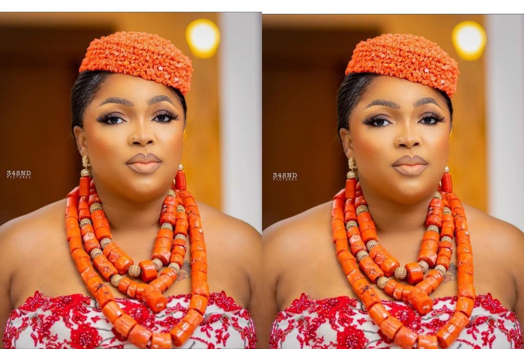 Actress Kemi Afolabi stirs reactions with her new lovely outfit.